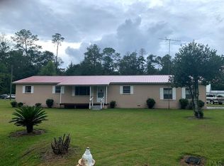 140 E Hecker Rd, Century, FL 32535