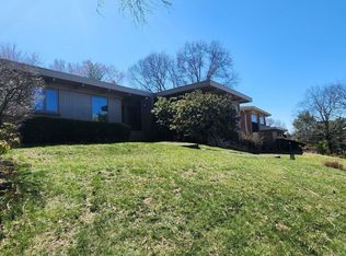 2417 Marbury Rd, Pittsburgh, PA 15221