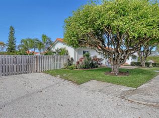 1401 N N St, Lake Worth Beach, FL 33460