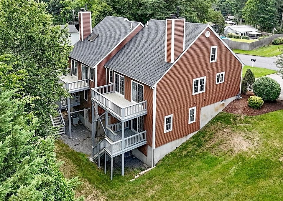 1st image of 21-21A Cliff Dr #14A