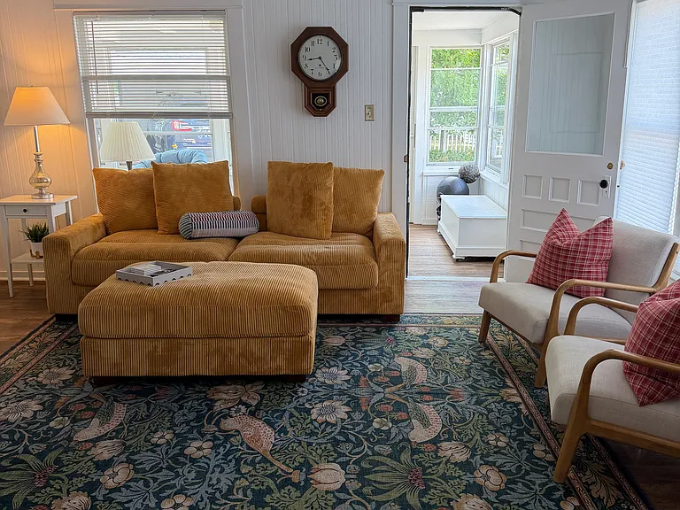 2036 Midlake Dr — Photo 25
