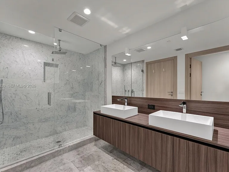 1000 Brickell Plz #3602 — Photo 10