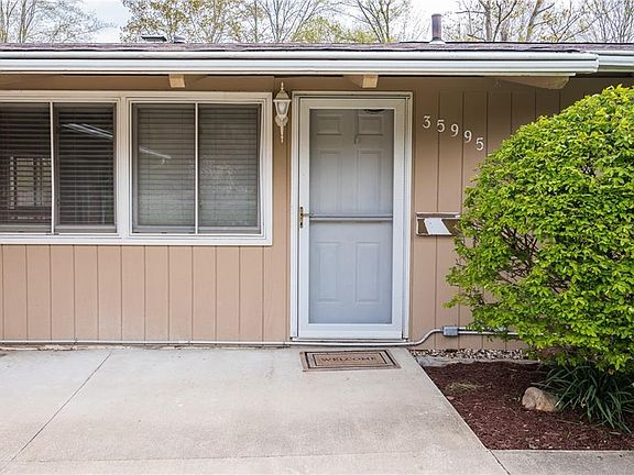 3rd image of 35995 Timberlane Dr