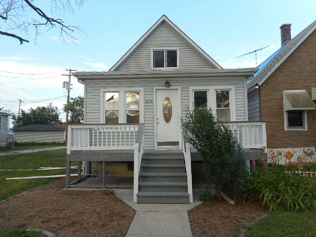1st image of 2715 Miller Ave