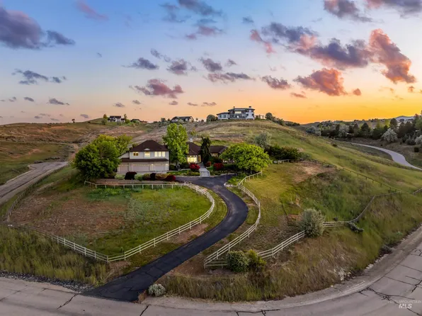 1380 W Quarter Dr, Eagle, ID 83616