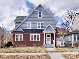 42 Fenwick St, Springfield, MA 01109