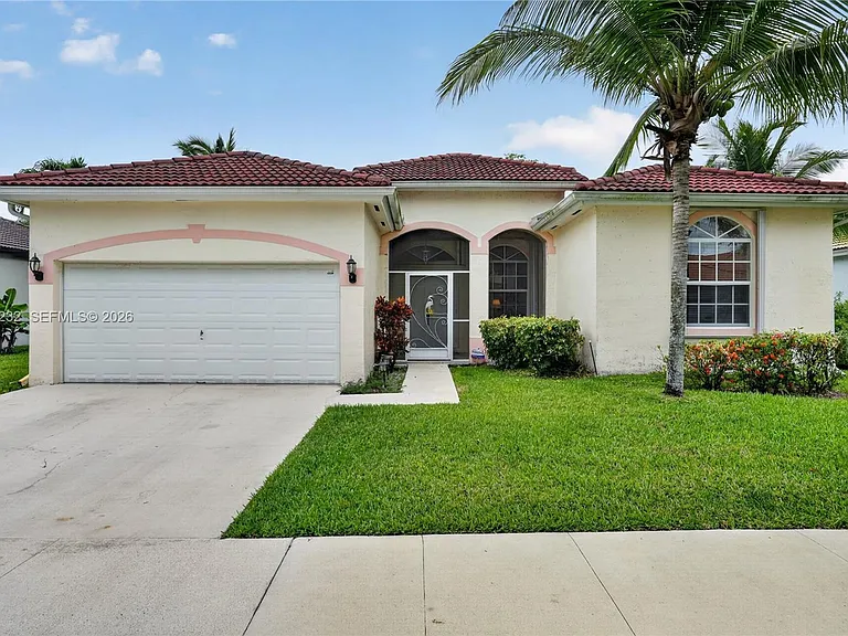 2655 Dunwoodie Pl — Photo 2