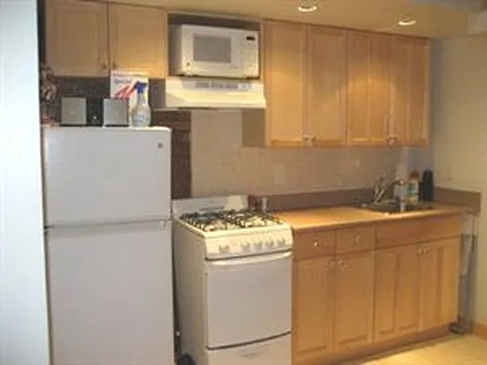 Rented by Douglas Elliman | media 34