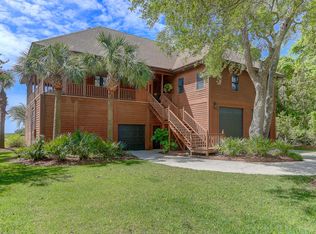 903 Shellmore Ln, Mc Clellanville, SC 29458