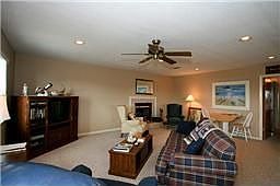 3rd image of 4003 Jackson Dr