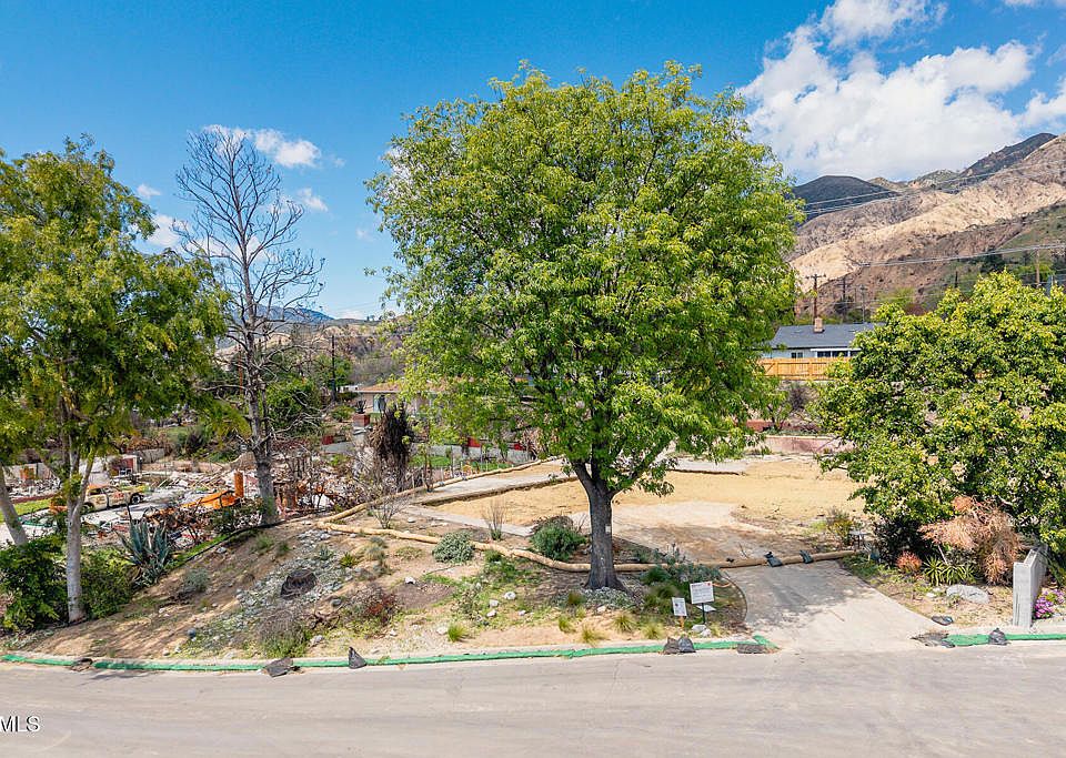 1st image of 411 Alta Pine Dr