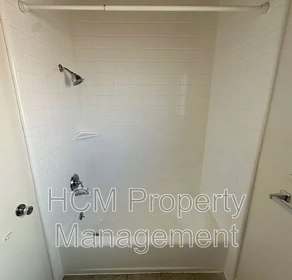 103 Avenida Carmelo #G — Photo 6