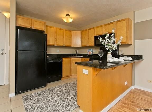 4th image of 430 Kaiolu St APT 902