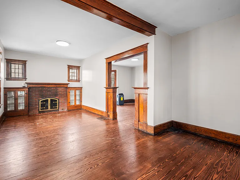443 Hall St SE — Photo 7