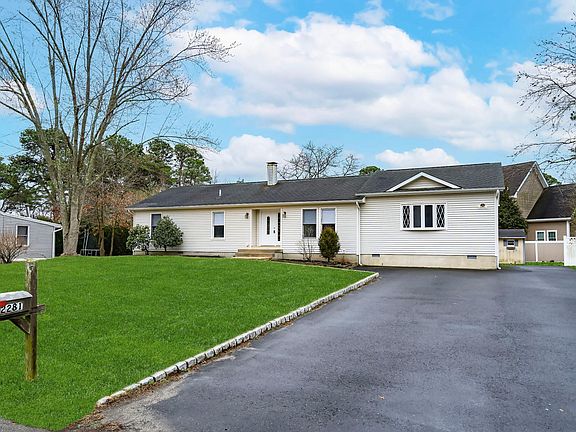 3rd image of 2281 Midway Ave