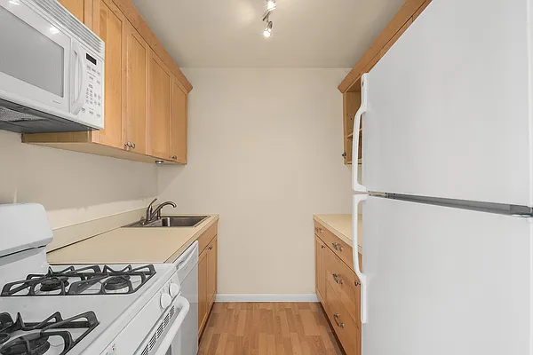 Rented by Douglas Elliman | media 13