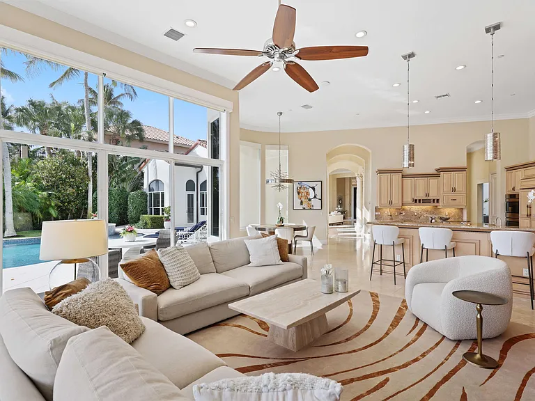 408 Fisher Ln — Photo 31