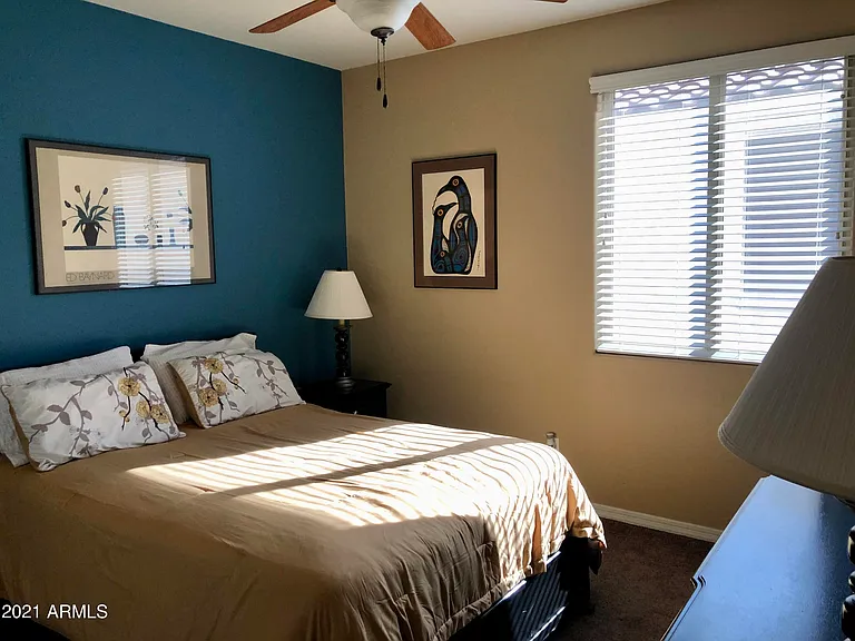6566 W Mockingbird Ct — Photo 12