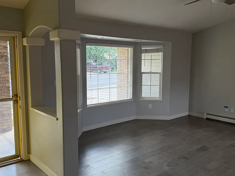 2574 Silver Oak Ct — Photo 2