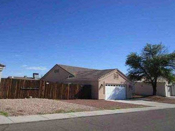 3rd image of 647 Primrose Ln