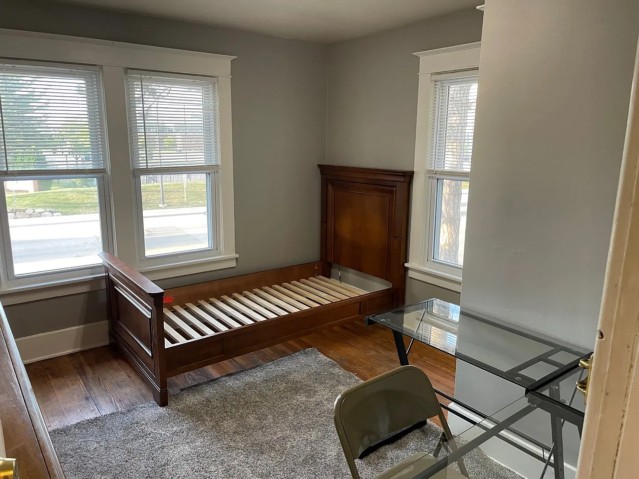 4 bed, 1500 sqft, $595 — Photo 4