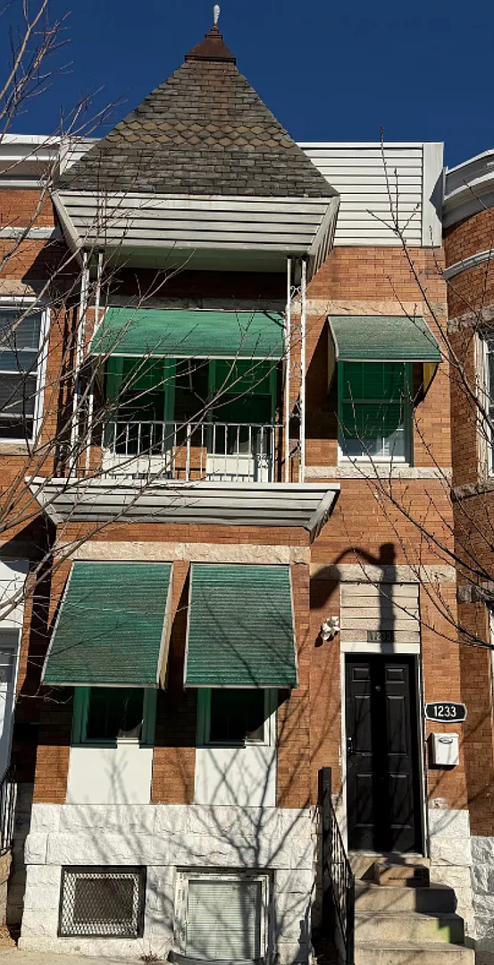 1233 North Luzerne Avenue $700 Available (Shared Bath) — Photo 1