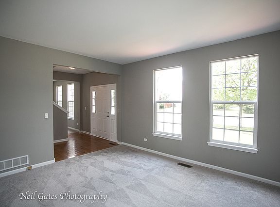 5th image of 6301 Longford Dr
