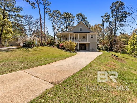 3rd image of 120 Worchester Dr