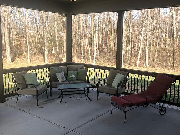 5th image of 316 Taylor Cir