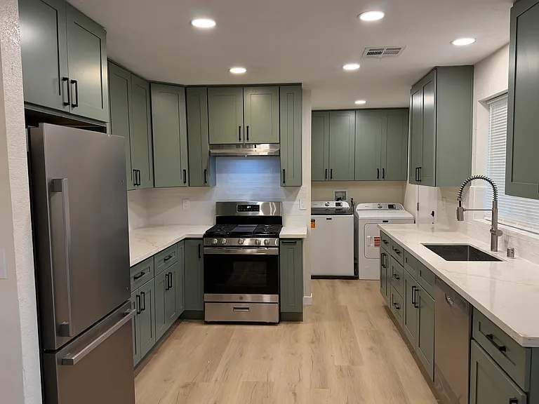 13336 Julian Dr — Photo 8