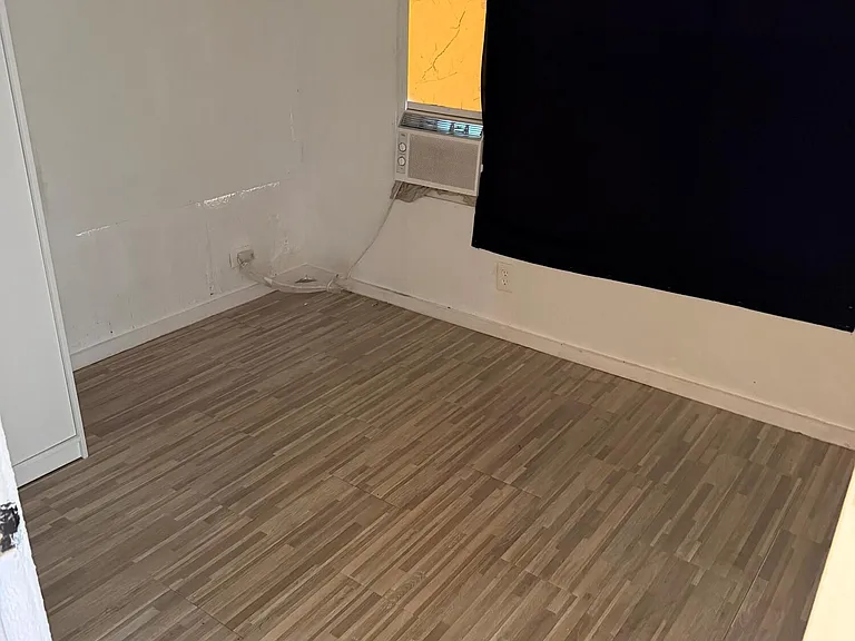 8556 Berkley Dr — Photo 5