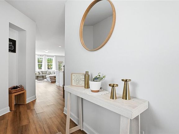 2nd image of 3487 Sorrel Ln
