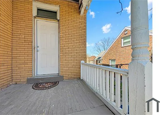 12 Carrick Ave #1 — Photo 6
