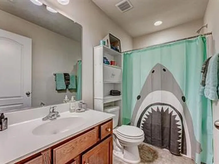 108 Auburn Dr — Photo 14