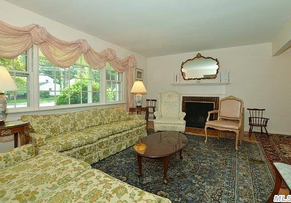 5th image of 39 Fulton Ave