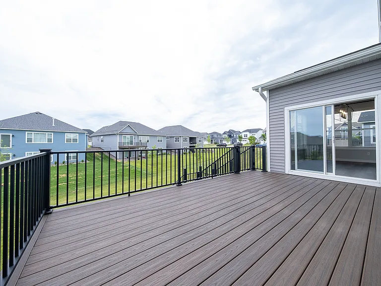 3849 Thrush St — Photo 46
