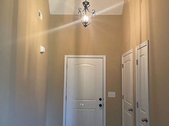 3rd image of 3622 Jerry Anderson Dr