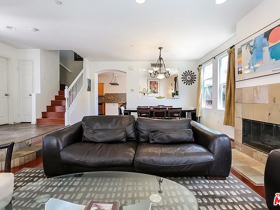 3rd image of 5325 Heritage Pl
