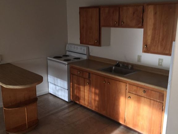 5th image of 3727 Hazelwood St APT 15