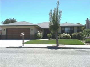 1521 Vallejo Dr, Hollister, CA