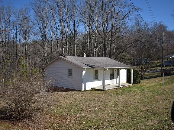2nd image of 300 Canary Dr