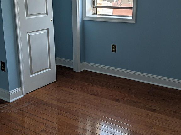 3rd image of 2442 S Juniper St #1