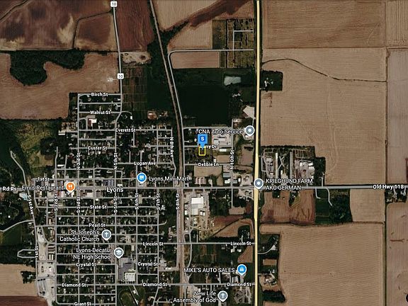 4th image of 935 Larry Dr