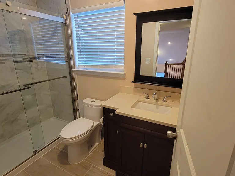 1081 Matthew St — Photo 20