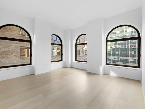 130 William Street image 9 of 16