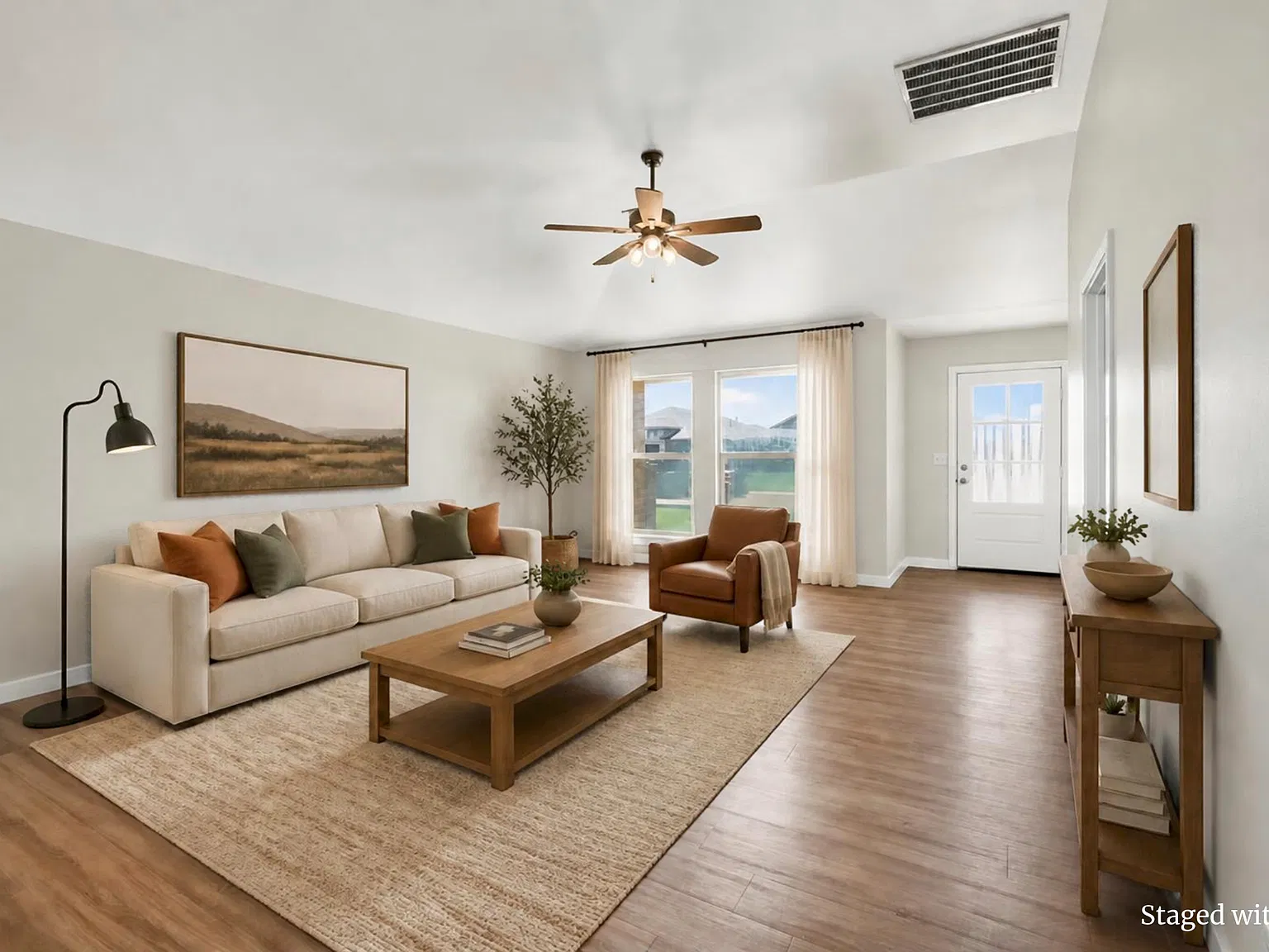 3 bed, 1670 sqft, $2,050 — Photo 3