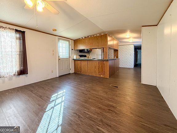 4th image of 1177 Twin River Orchard Rd