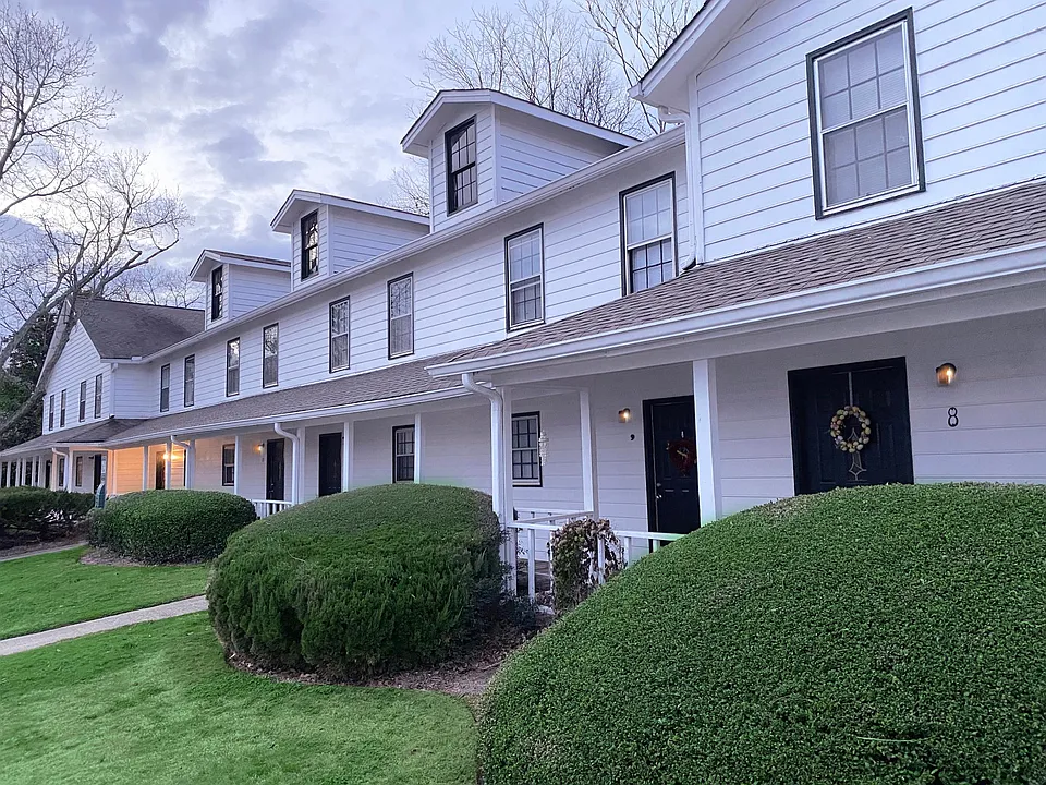 1905 S Milledge Ave #8