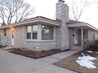 N85W17303 Lee Pl, Menomonee Falls, WI 53051