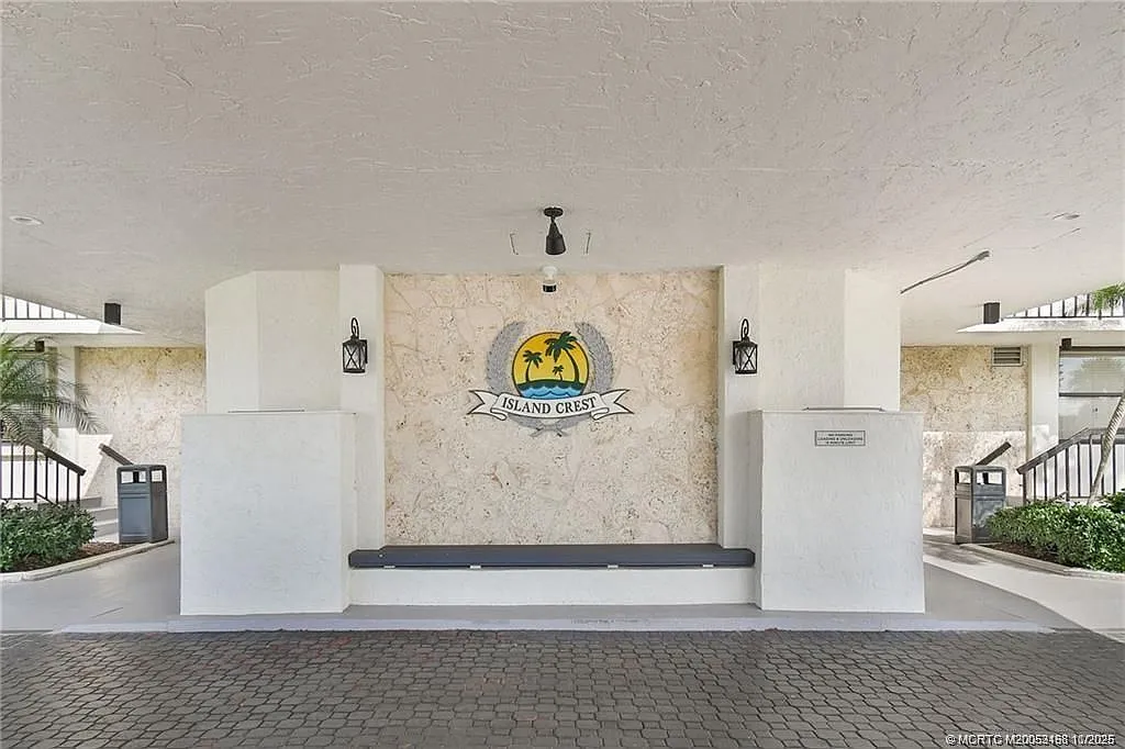 2 bed, 2.0 bath, 1023 sqft, $2,600 — Photo 4